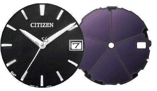 文字盤下に配置されたソーラーセルの構造